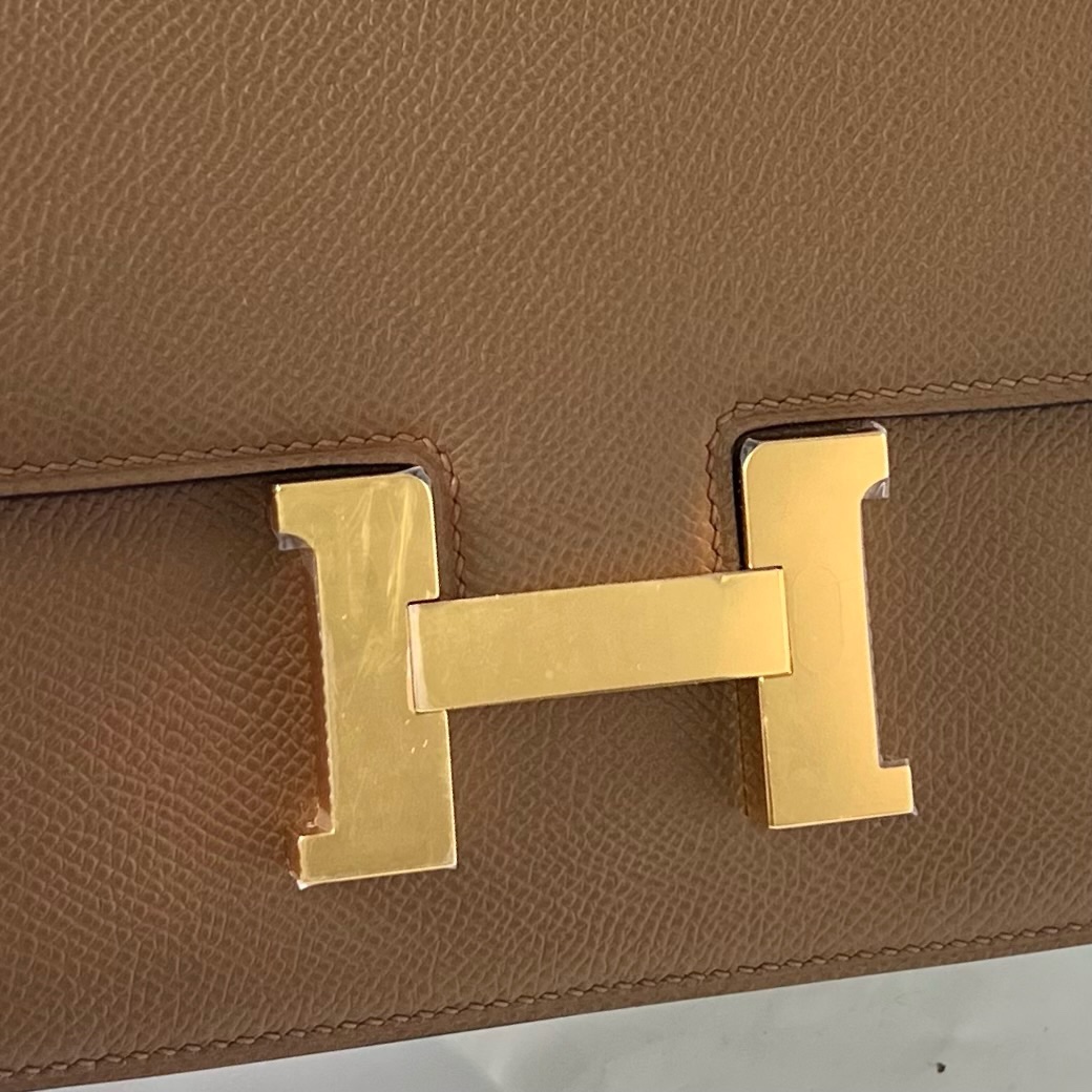 Hermes Constance 24cm Shoulder Bag In Toffee Epsom Leather